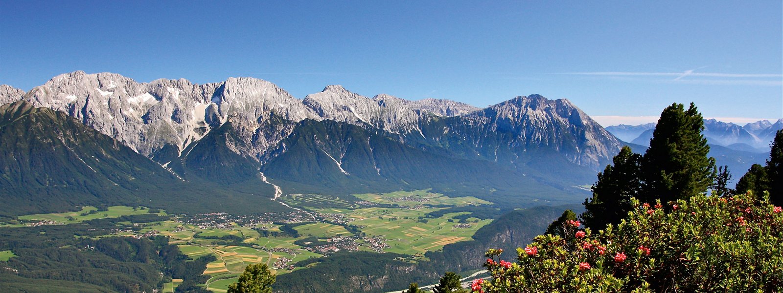 Obsteig in Tirol: Sommerurlaub - Bergland